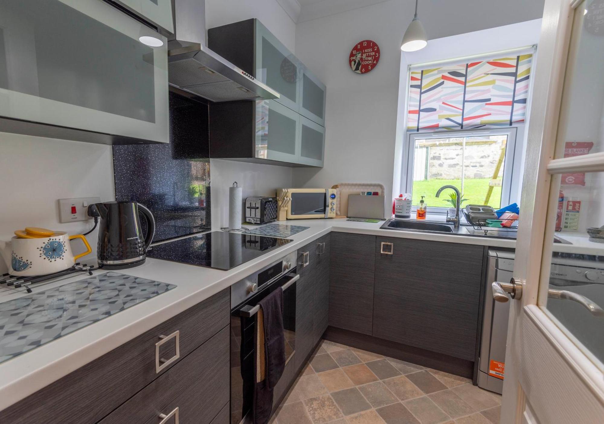 Spindrift Apartment *